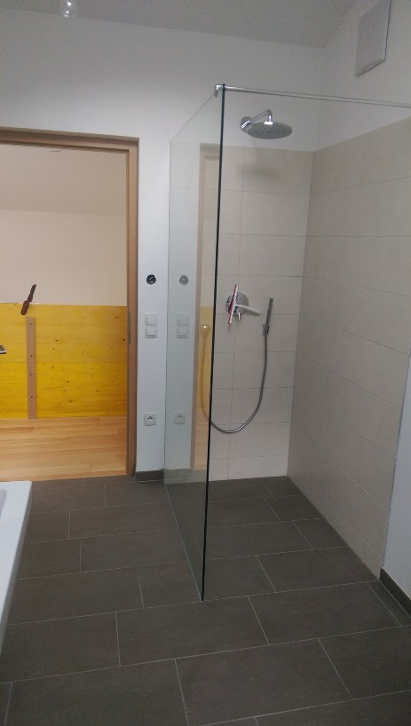 Duschwand Projekt 4